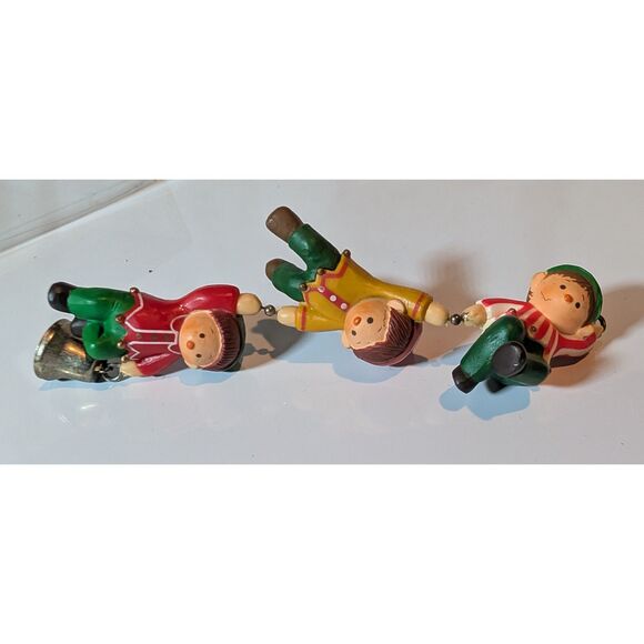 Vintage Hallmark Elfin Antics Christmas Ornament 80's with box - Picture 4 of 4